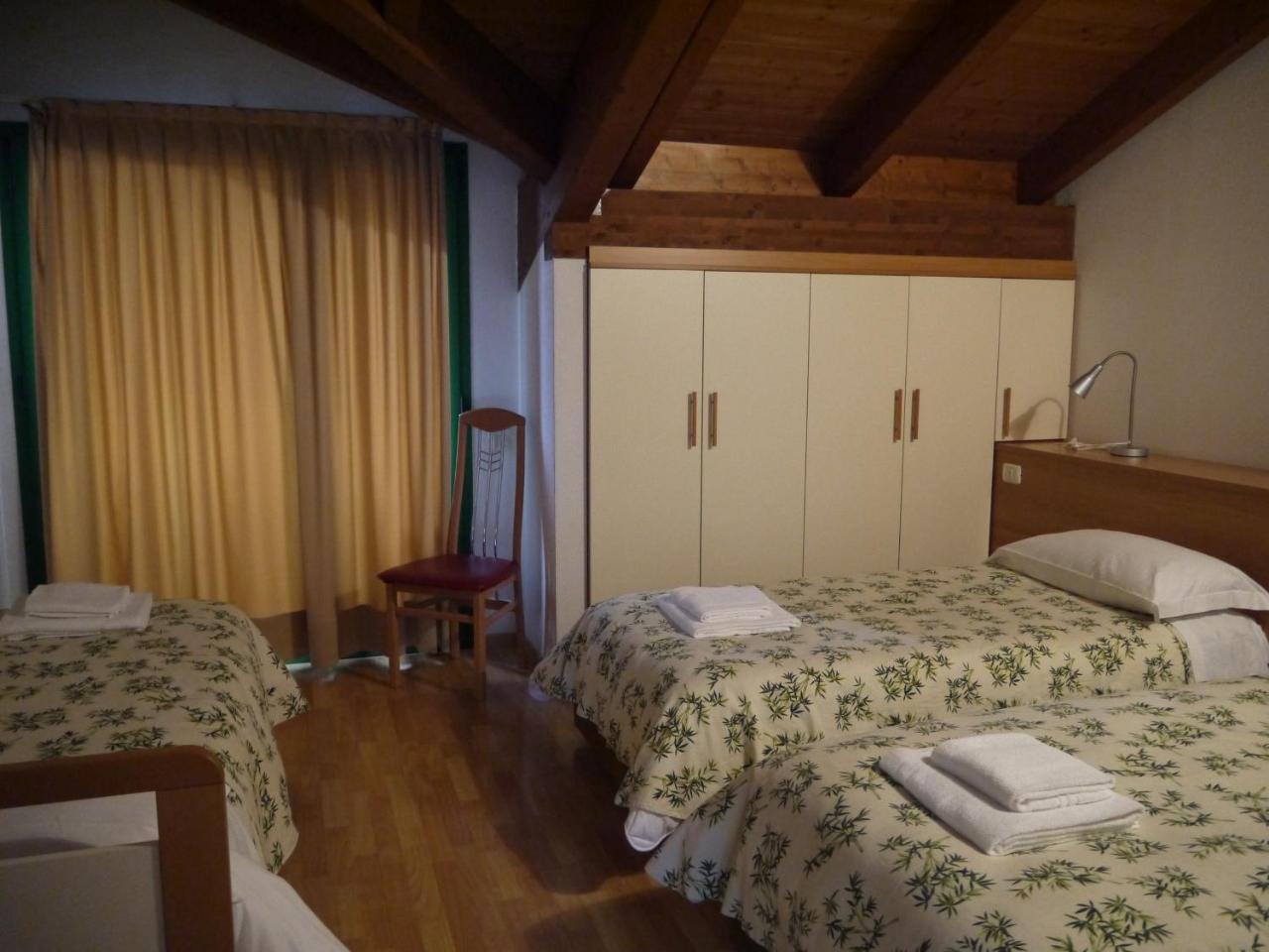Hotel Oasi Muggia Exterior foto